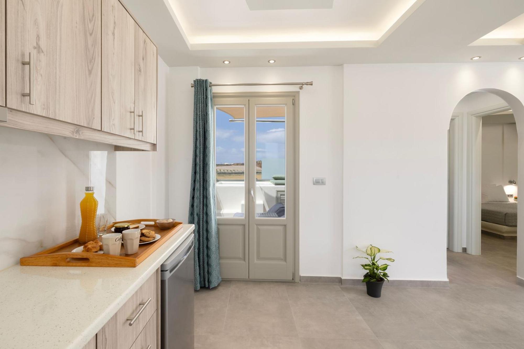 Windmillside Luxury Villas Emporio  Bagian luar foto