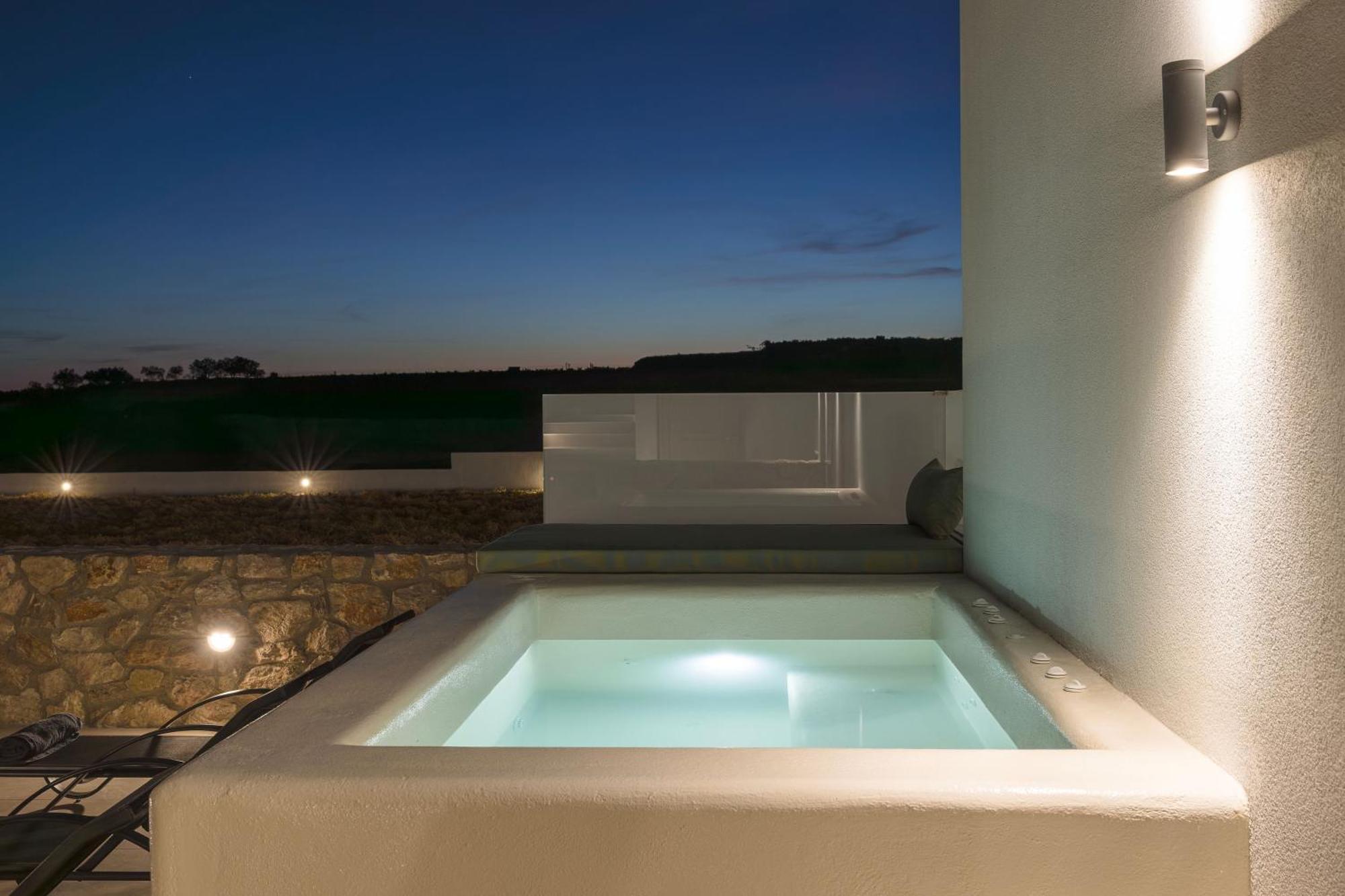 Windmillside Luxury Villas Emporio  Bagian luar foto